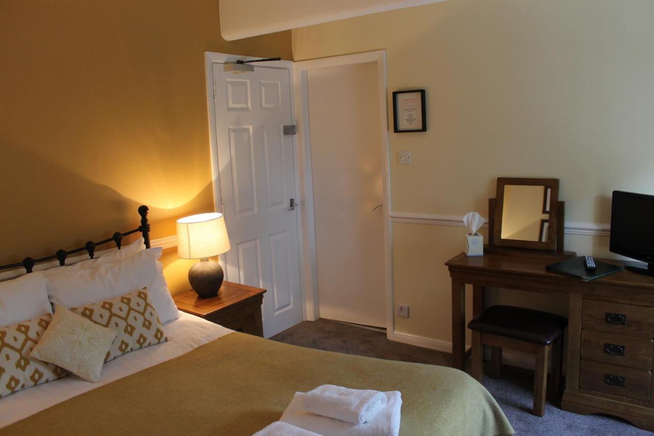 The Chequers Inn Froggatt Bagian luar foto
